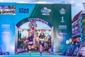 BIB: 3103, 182
                            <button type="button" onclick="openModal(21795032)" class="btn btn-primary btn-sm float-right btn-popup" data-toggle="modal" data-target=".modal-high-quality">
                        <i class="fas fa-shopping-cart"></i> Add to Cart
                    </button>
                                            <button type="button" onclick="isThisMe(21795032, true)" class="btn btn-success btn-sm float-right btn-popup btn-isme hidden" data-toggle="tooltip" data-placement="bottom" title="นี่คือรูปของคุณใช่ไหม คลิกที่นี่เพื่อเอาเข้าอัลบั้ม">
                        <i class="fas fa-plus"></i> Add to album
                    </button>
                    <button type="button" onclick="isThisMe(21795032, false)" class="btn btn-warning btn-sm float-right btn-popup btn-isnotme hidden">
                        <i class="fas fa-ban"></i> Remove from album
                    </button>